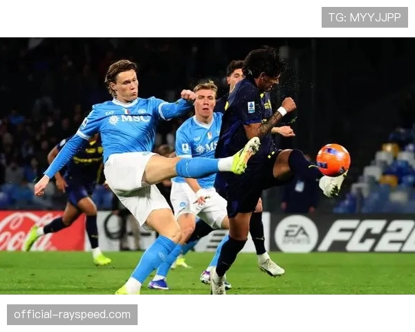 维罗纳1-1战平萨索洛，保级关键战双方各取一分